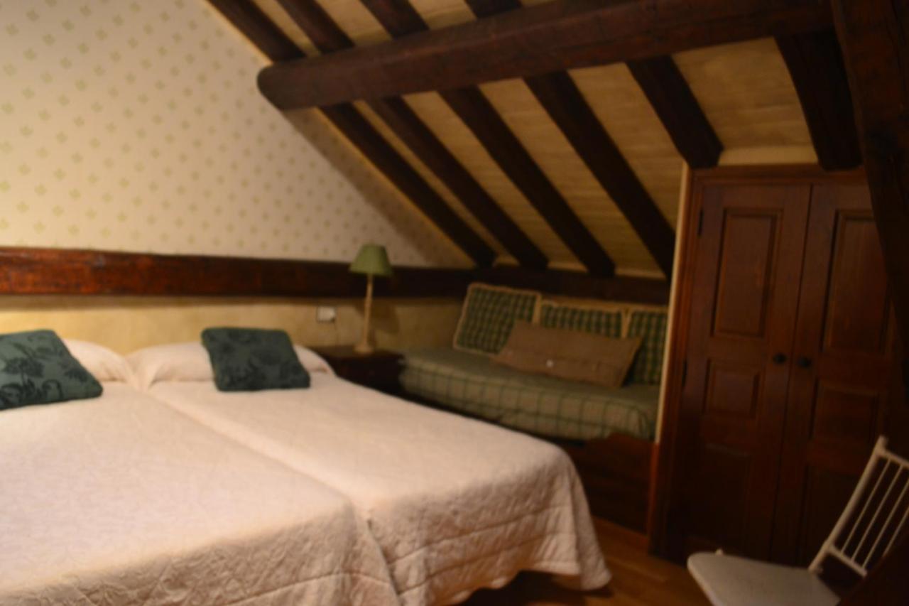 Hotel Casa Frauca ซาร์บีเซ ภายนอก รูปภาพ
