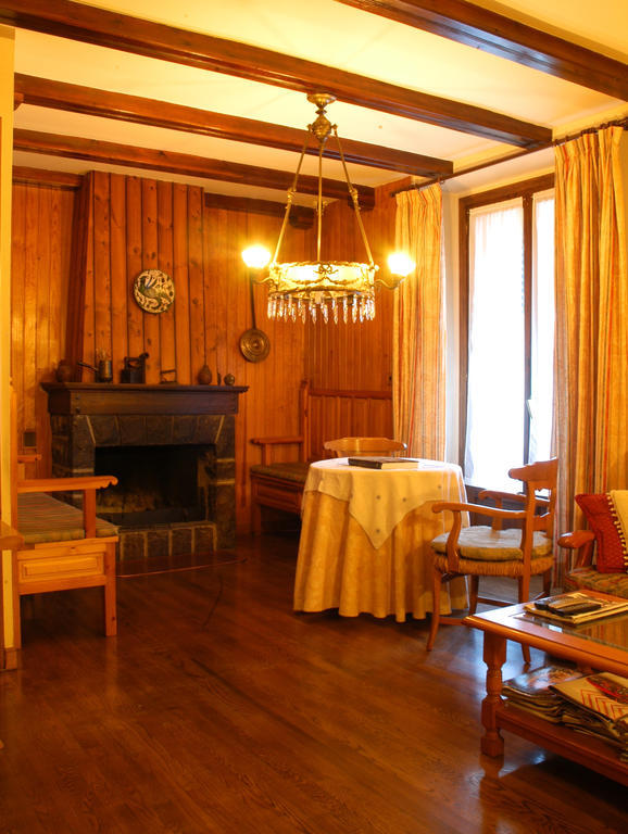 Hotel Casa Frauca ซาร์บีเซ ภายนอก รูปภาพ