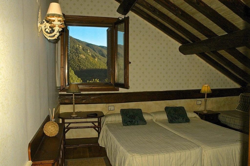Hotel Casa Frauca ซาร์บีเซ ภายนอก รูปภาพ